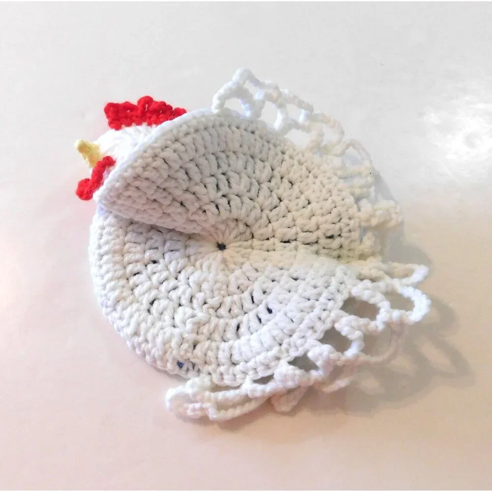 Crochet Chicken Pot Holder Handcrafted 7" Diameter Blue White Farmhouse Kitchen - Picture 5 of 5